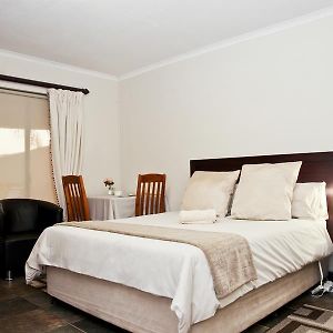 Luxury King Room
